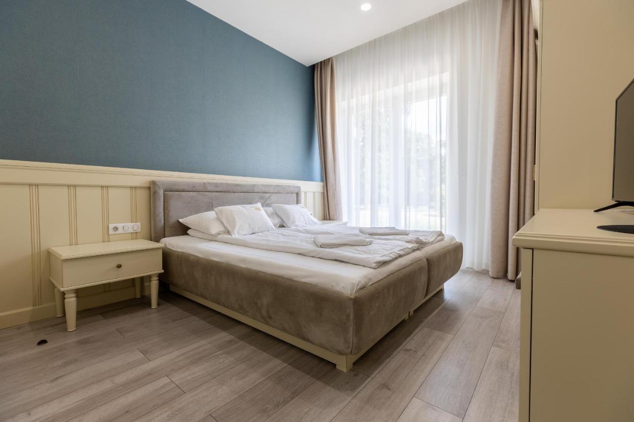 Degenfeld Kastely Toparti Vendeghaz Teglas Buitenkant foto